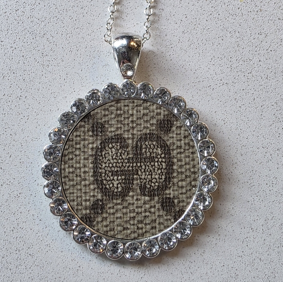 Upcycled Gucci Pendant Necklace - Picture 1 of 4